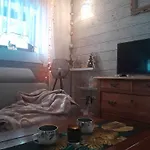 Szmerkowa Chatynka Z Kominkiem I Jacuzzi W Karkonoszach Campingplads Lubawka