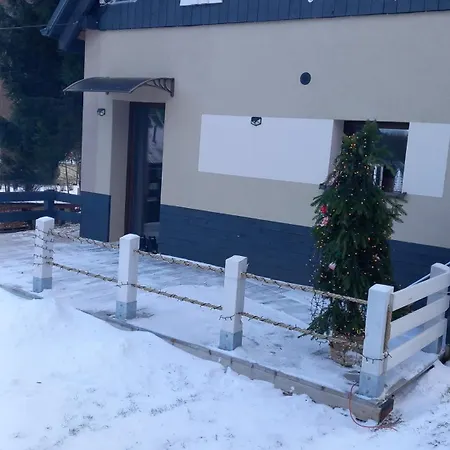 Szmerkowa Chatynka Z Kominkiem I Jacuzzi W Karkonoszach Campingplads *