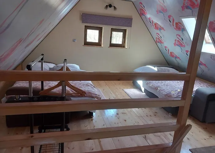 Kamp alanı Szmerkowa Chatynka Z Kominkiem I Jacuzzi W Karkonoszach Lubawka