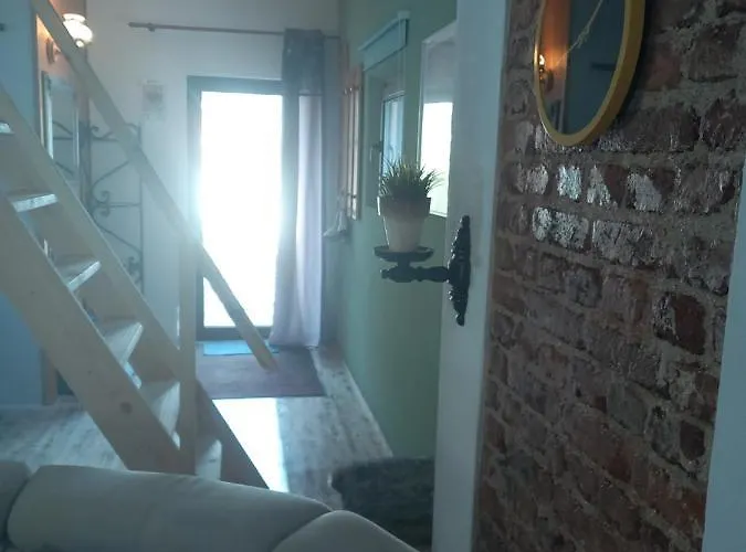 Szmerkowa Chatynka Z Kominkiem I Jacuzzi W Karkonoszach