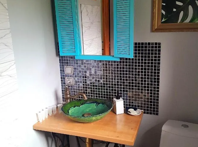 Szmerkowa Chatynka Z Kominkiem I Jacuzzi W Karkonoszach