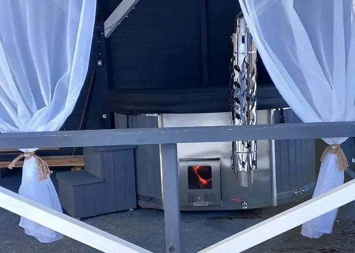 Szmerkowa Chatynka Z Kominkiem I Jacuzzi W Karkonoszach *