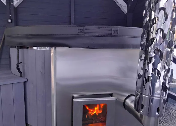 Szmerkowa Chatynka Z Kominkiem I Jacuzzi W Karkonoszach Kemping *