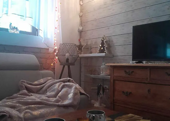 Szmerkowa Chatynka Z Kominkiem I Jacuzzi W Karkonoszach Campingplatz Lubawka