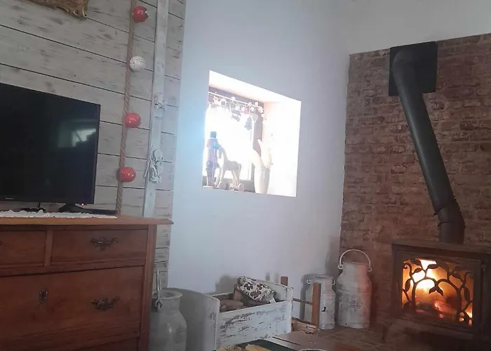 Szmerkowa Chatynka Z Kominkiem I Jacuzzi W Karkonoszach Lubawka